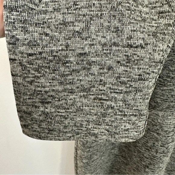 Greg Norman Men's Golf Performance Long Sleeve 1/4 Button Up Sweater Sz XL GUC - Picture 6 of 9